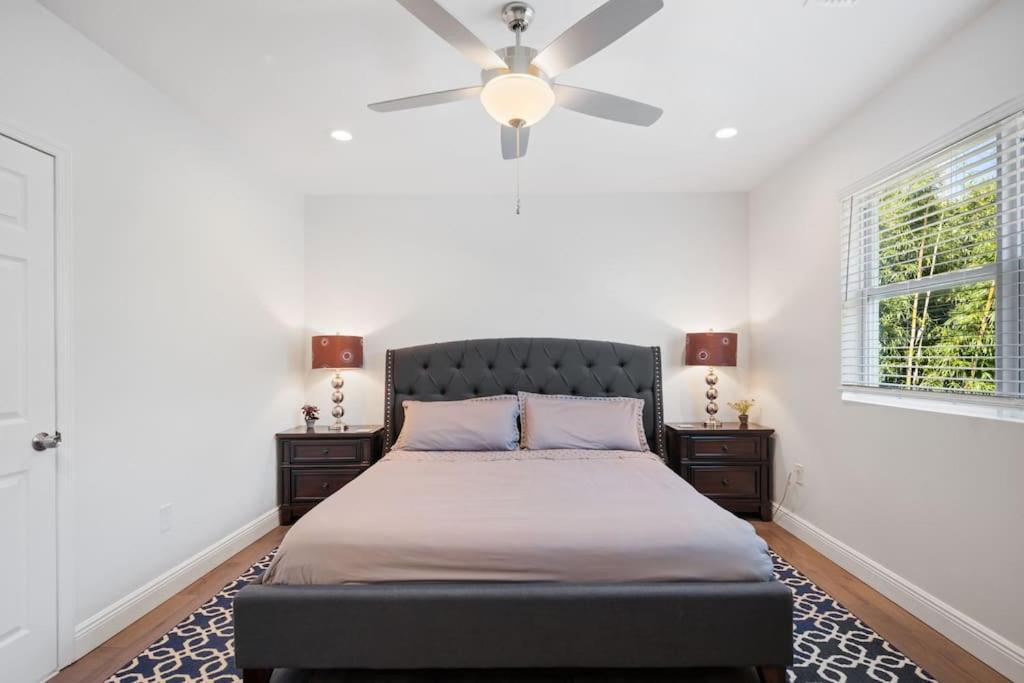 Las Olas Villa With Heated Salt Water Pool Fort Lauderdale Exteriör bild